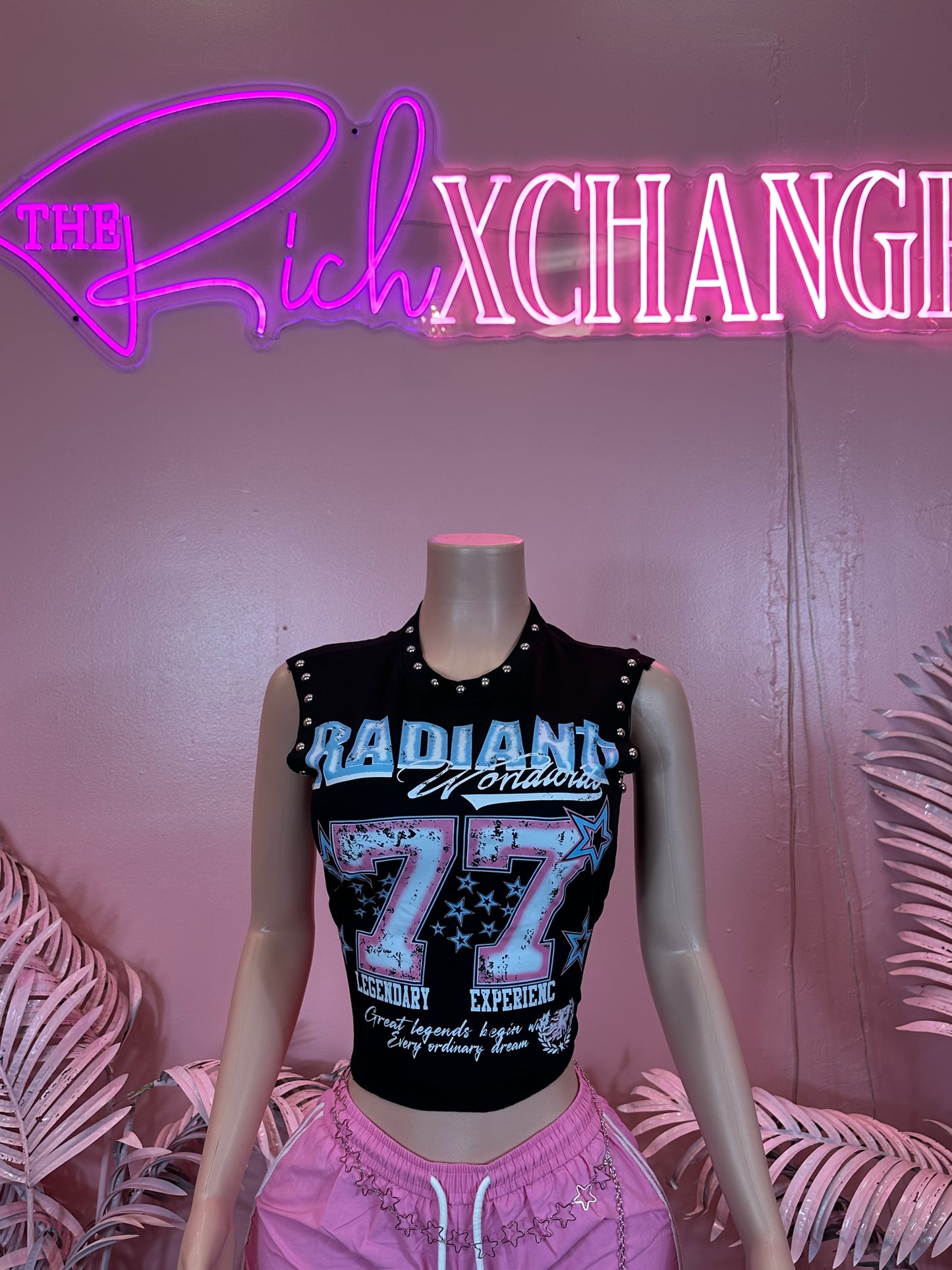 Radiant - T-Shirt