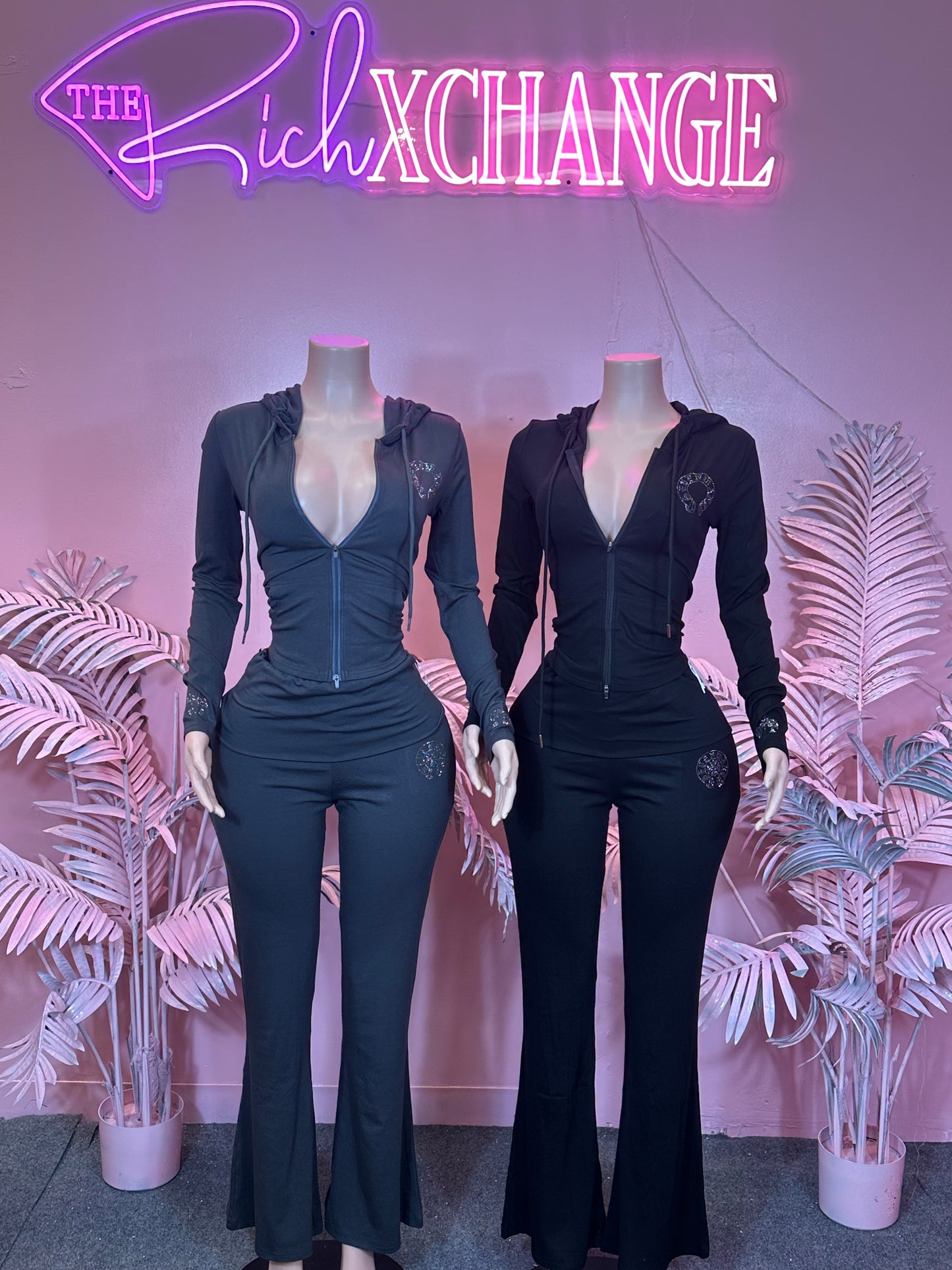 EXCLUSIVE Khrome - Set