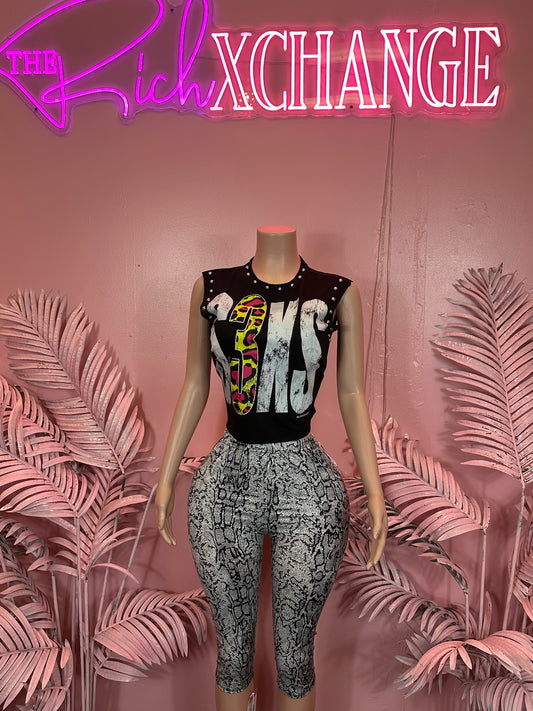 Retro Graphic - Tee